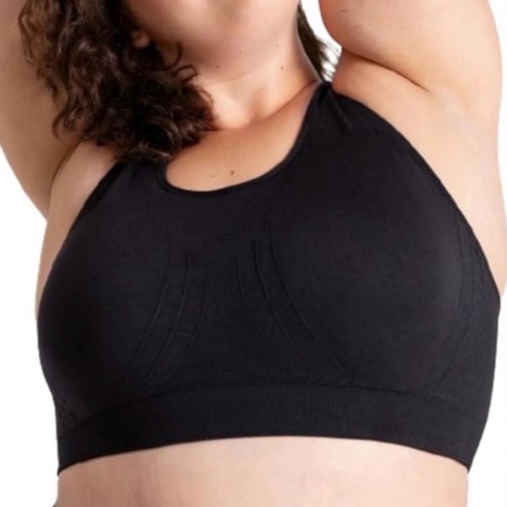 Truekind Seamless Racerback Sports Bra Black plus size 4XL NWT active workout